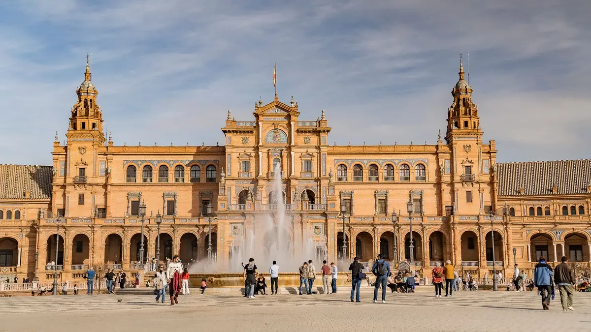 España paga 250€ al mes de alquiler a menores de 36, y no hace falta ser español