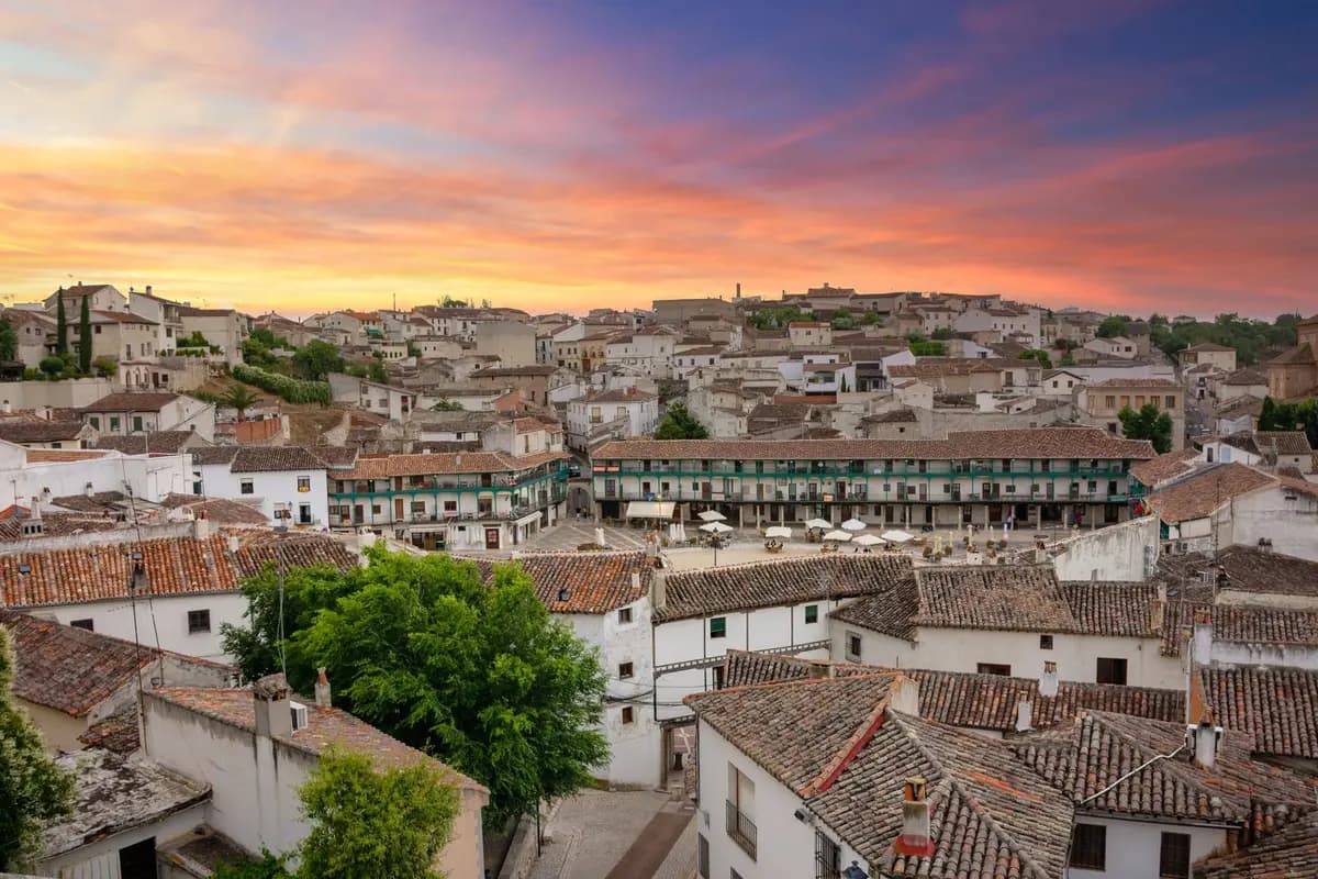Holapueblo: mentoría gratis y un pueblo español que te adopta si te animas a emprender ahí