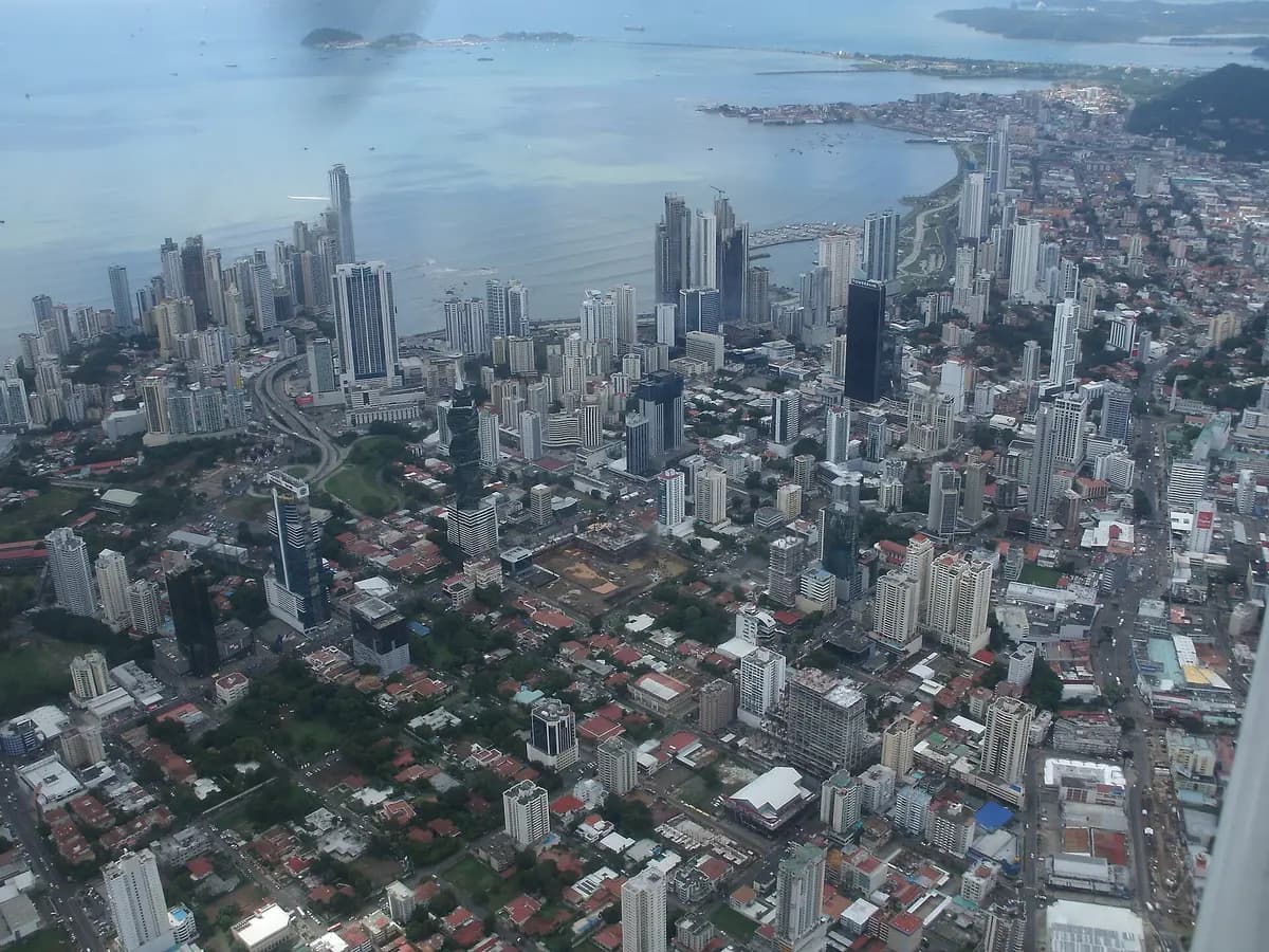 Panamá abre su visa remota: hasta 18 meses en el trópico sin pagar impuesto