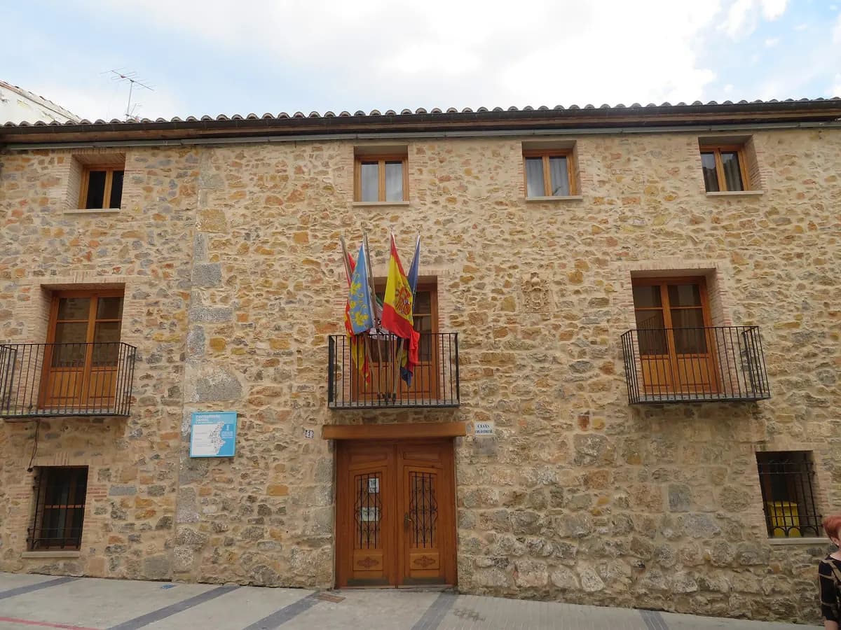 Un pueblo con fibra y 5G en España busca familias para teletrabajar, con acompañamiento gratis